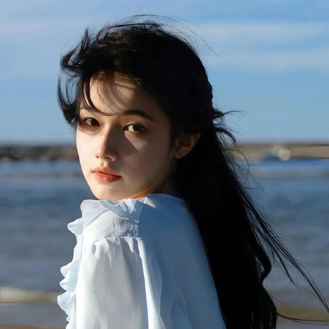 小美人鱼2023